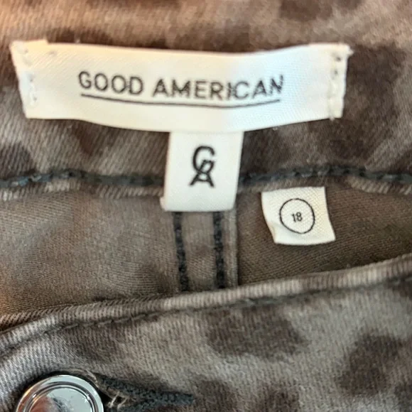 Good American Gray Leopard Pants - Picture 11 of 14